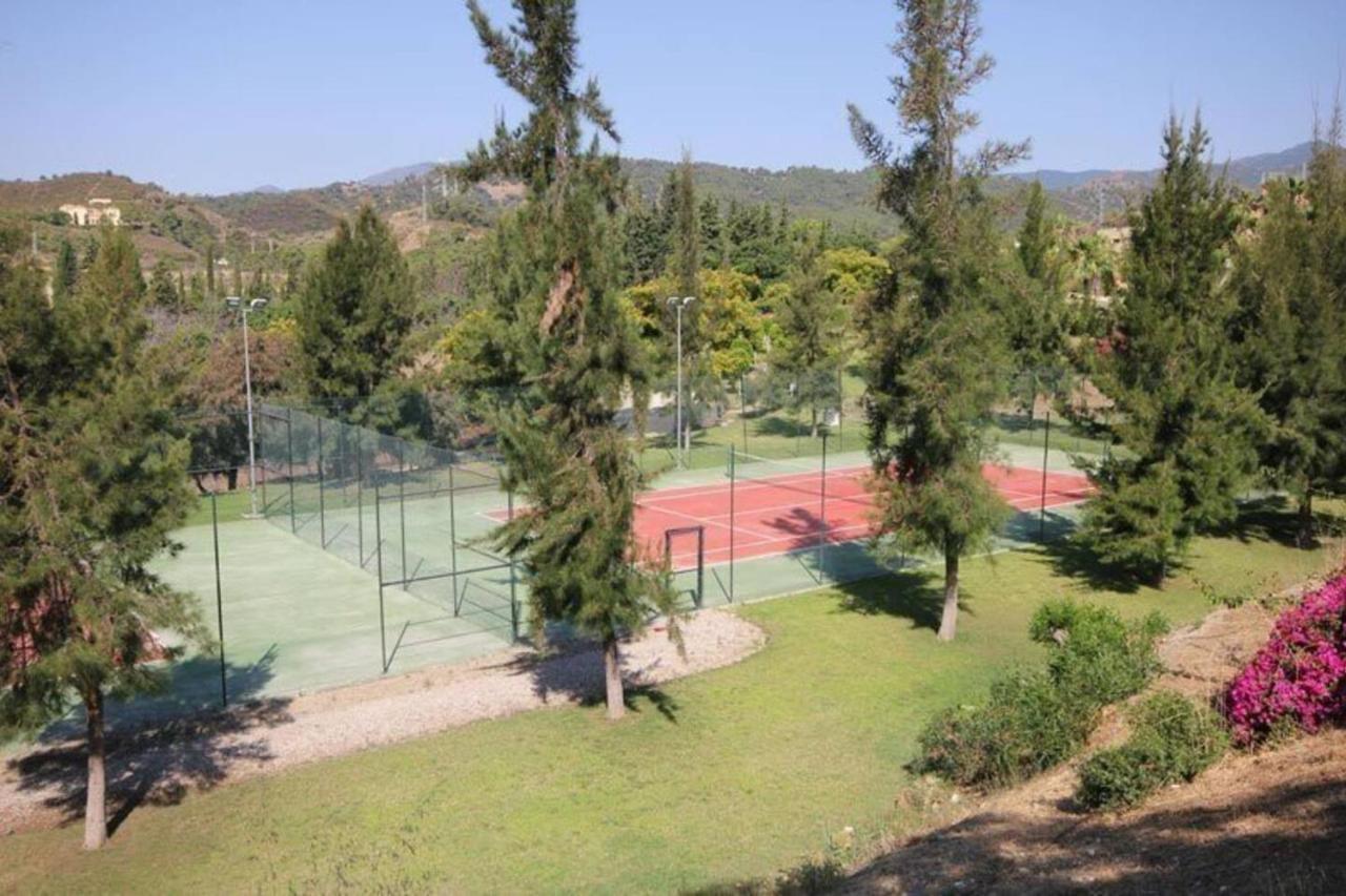 Resort Parque Botanico Club & Country Estepona Buitenkant foto