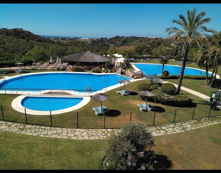 Resort Parque Botanico Club & Country Estepona Buitenkant foto